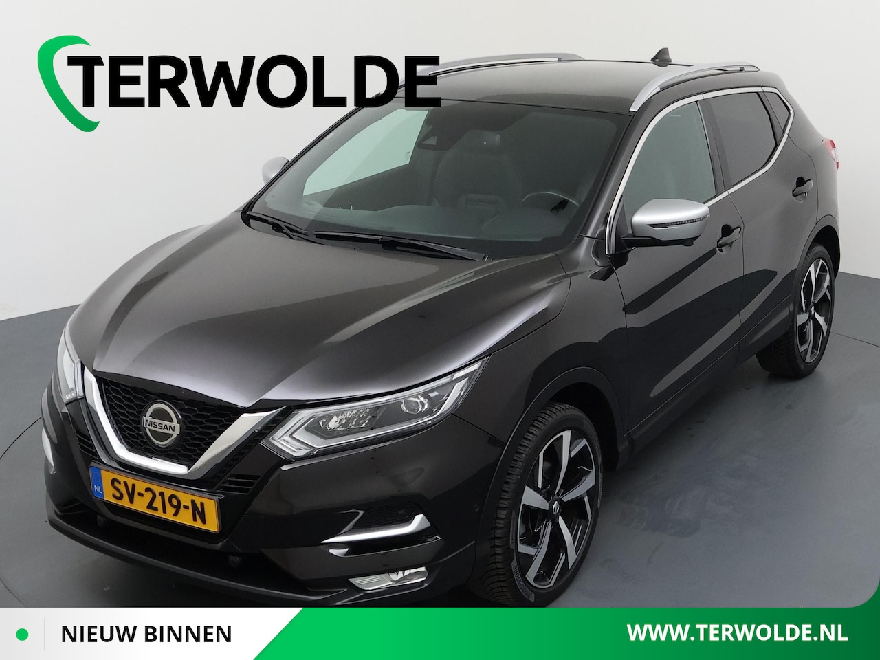 Nissan Qashqai - 1.2 Tekna + | Trekhaak | Panoramadak | Lederen Bekl. | - AutoWereld.nl