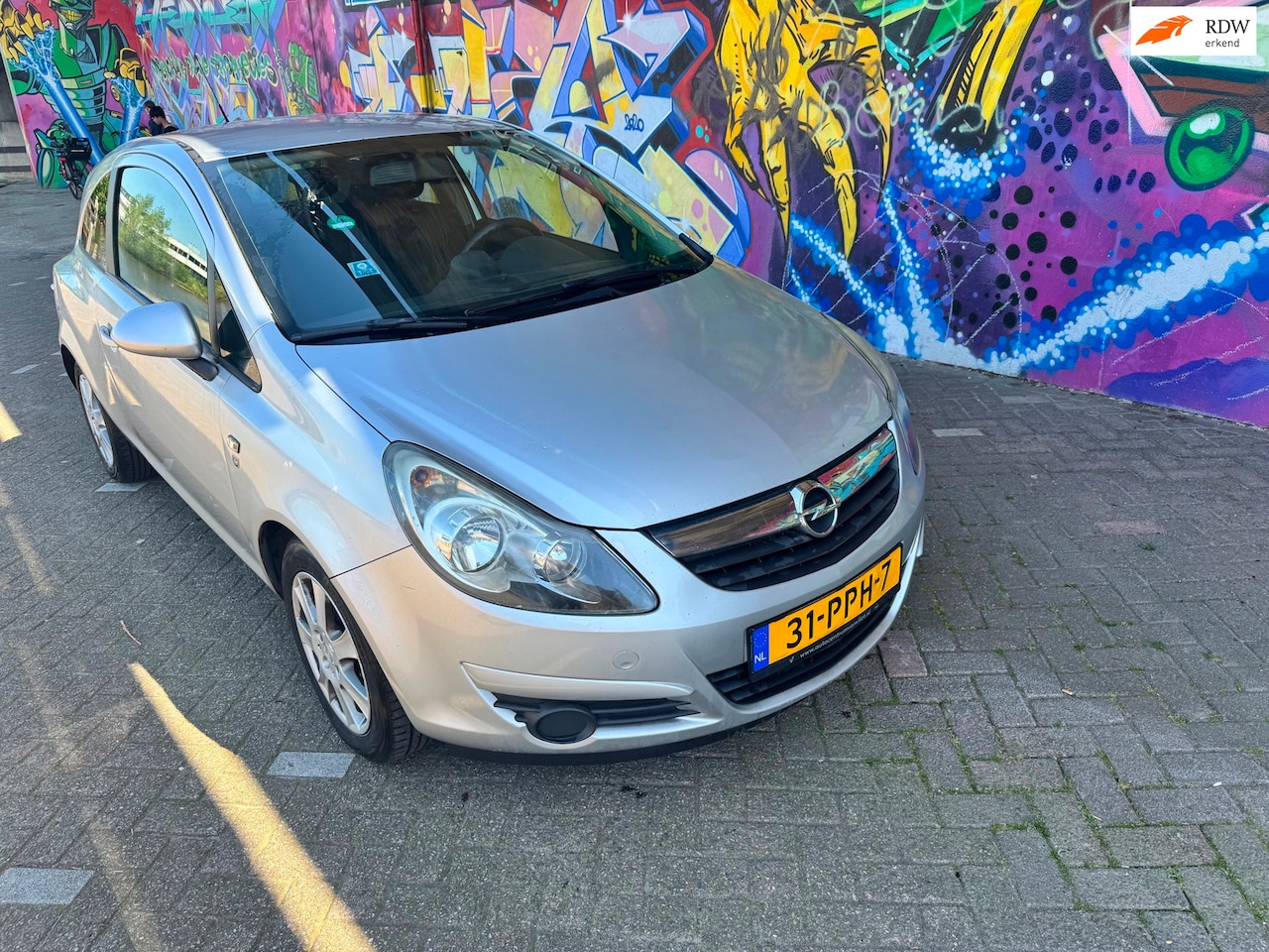 Opel Corsa - 1.3 CDTi EcoFlex S/S '111' Edition. Speciale uitvoering met airco geheel onderhouden tot a - AutoWereld.nl