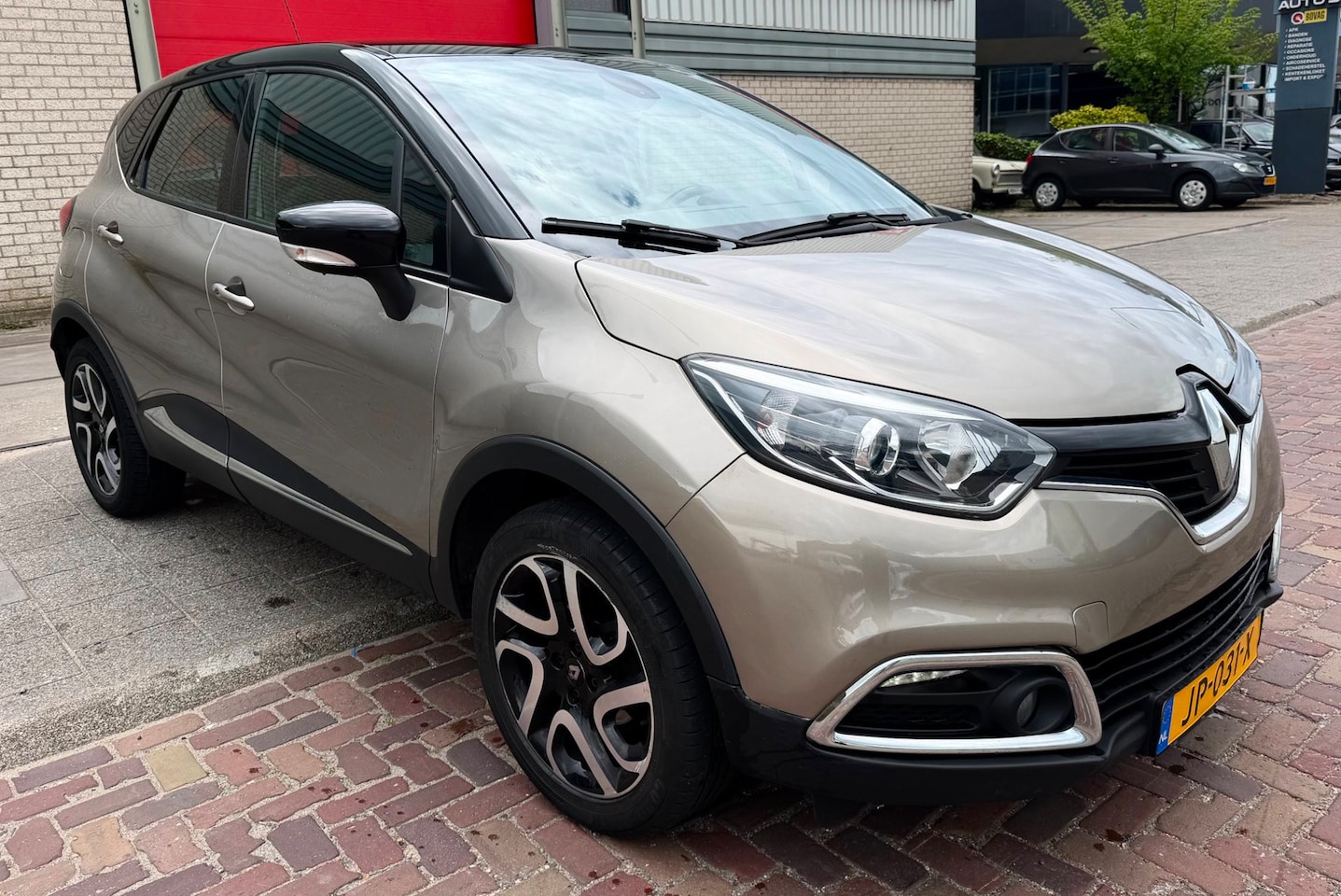 Renault Captur - 0.9 TCe Dynamique /Camera/APK 1 JAAR/RIJKLAARR - AutoWereld.nl