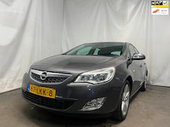 Opel Astra - 1.6 Edition - Koppakking Defect - Schade