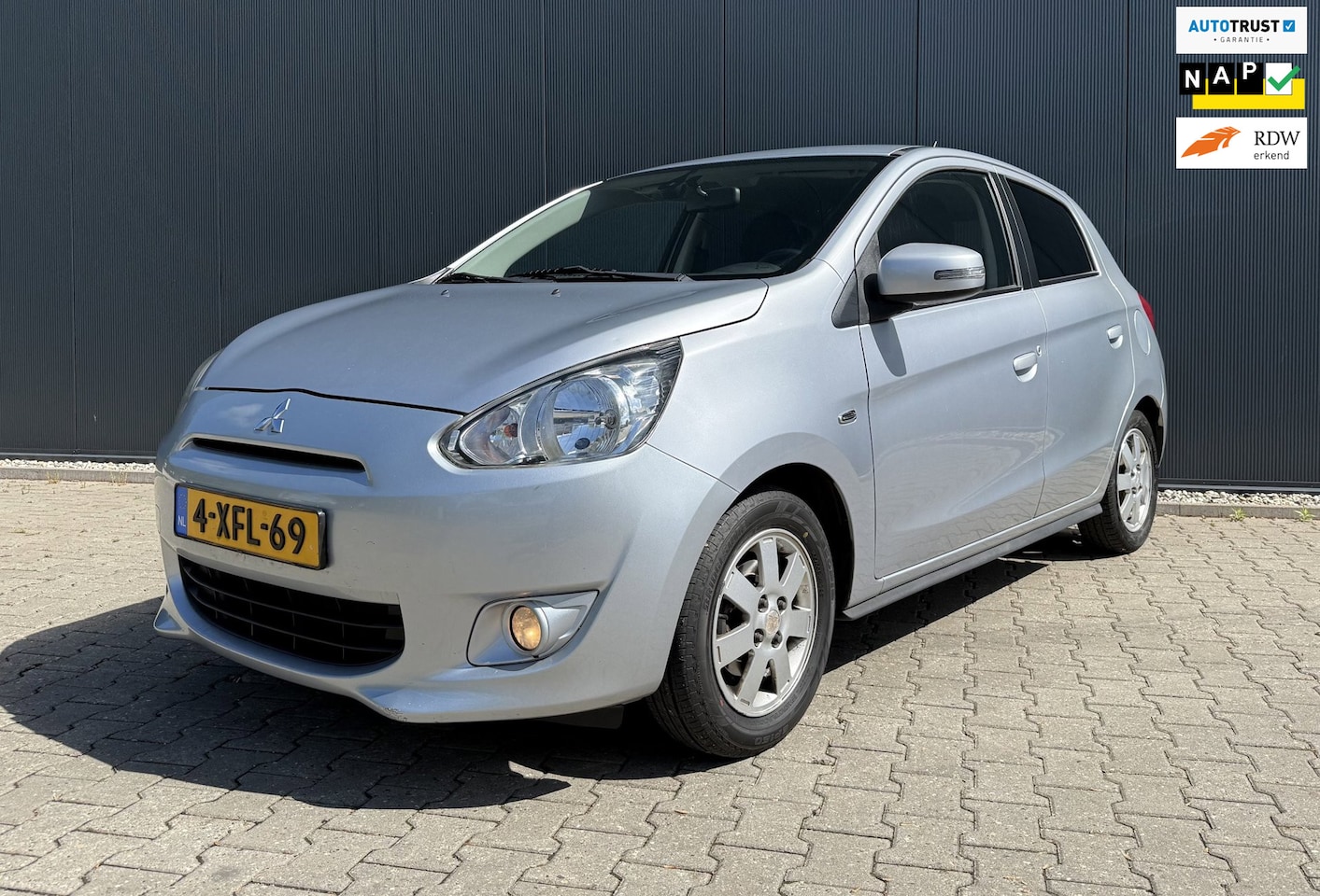 Mitsubishi Space Star - 1.2 Intense Automaat Airco APK NAP - AutoWereld.nl