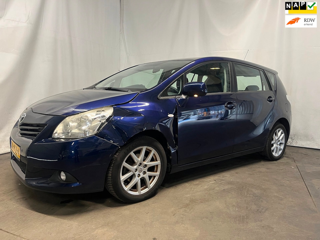 Toyota Verso - 1.6 VVT-i Business - Schade - AutoWereld.nl