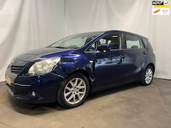 Toyota Verso - 1.6 VVT-i Business - Schade