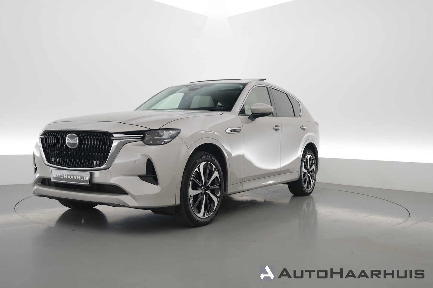 Mazda CX-60 - 2.5 e-SkyActiv PHEV Homura | SOH 93.8% | Pano | Stoelventilatie | Stoel-Stuurverw. | Head- - AutoWereld.nl