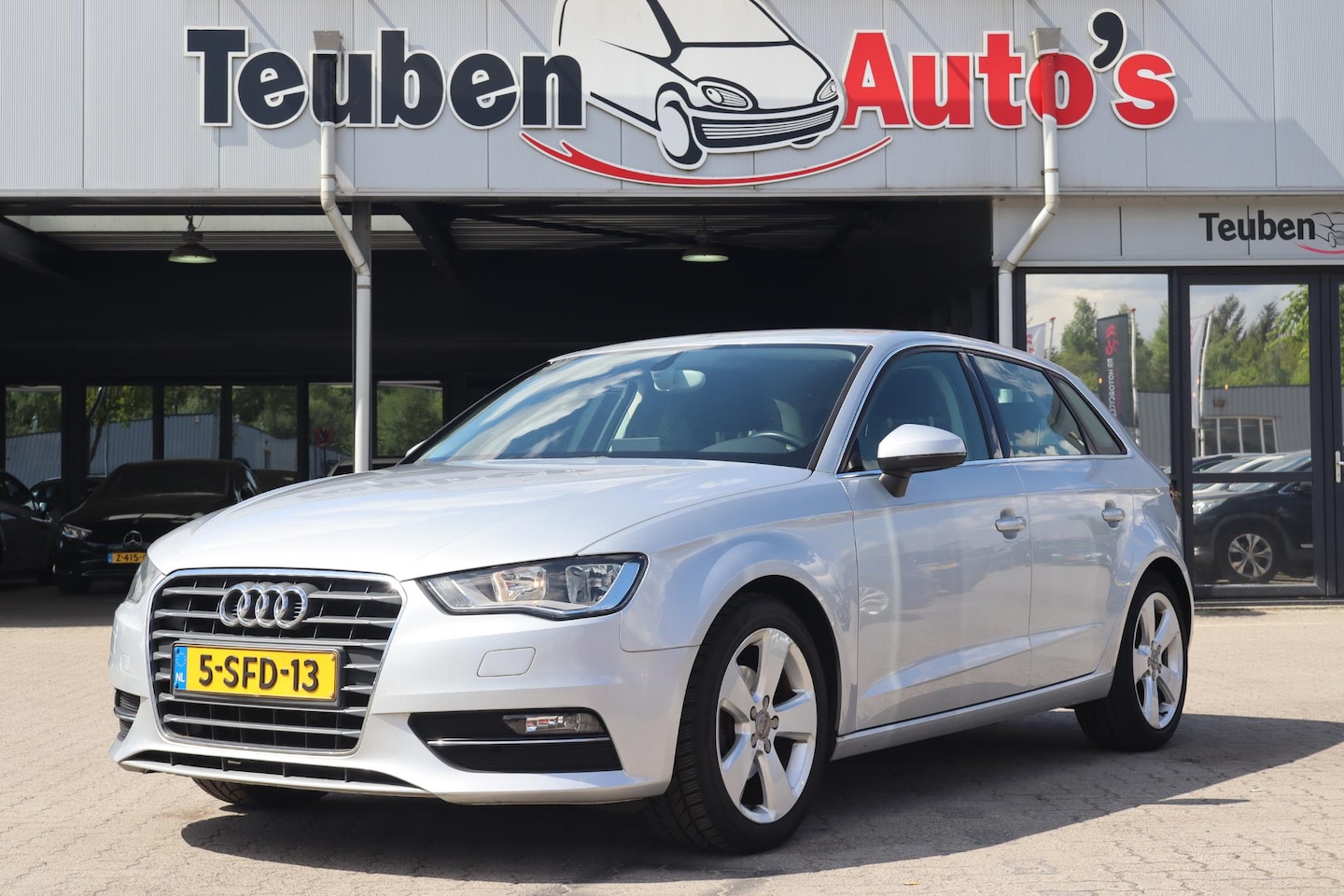 Audi A3 Sportback - 1.4 TFSI CoD Ambition Pro Line | Navigatie | Bluetooth | Sportstoelen | Cruise control - AutoWereld.nl