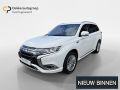 Mitsubishi Outlander - 2.4 PHEV Pure+
