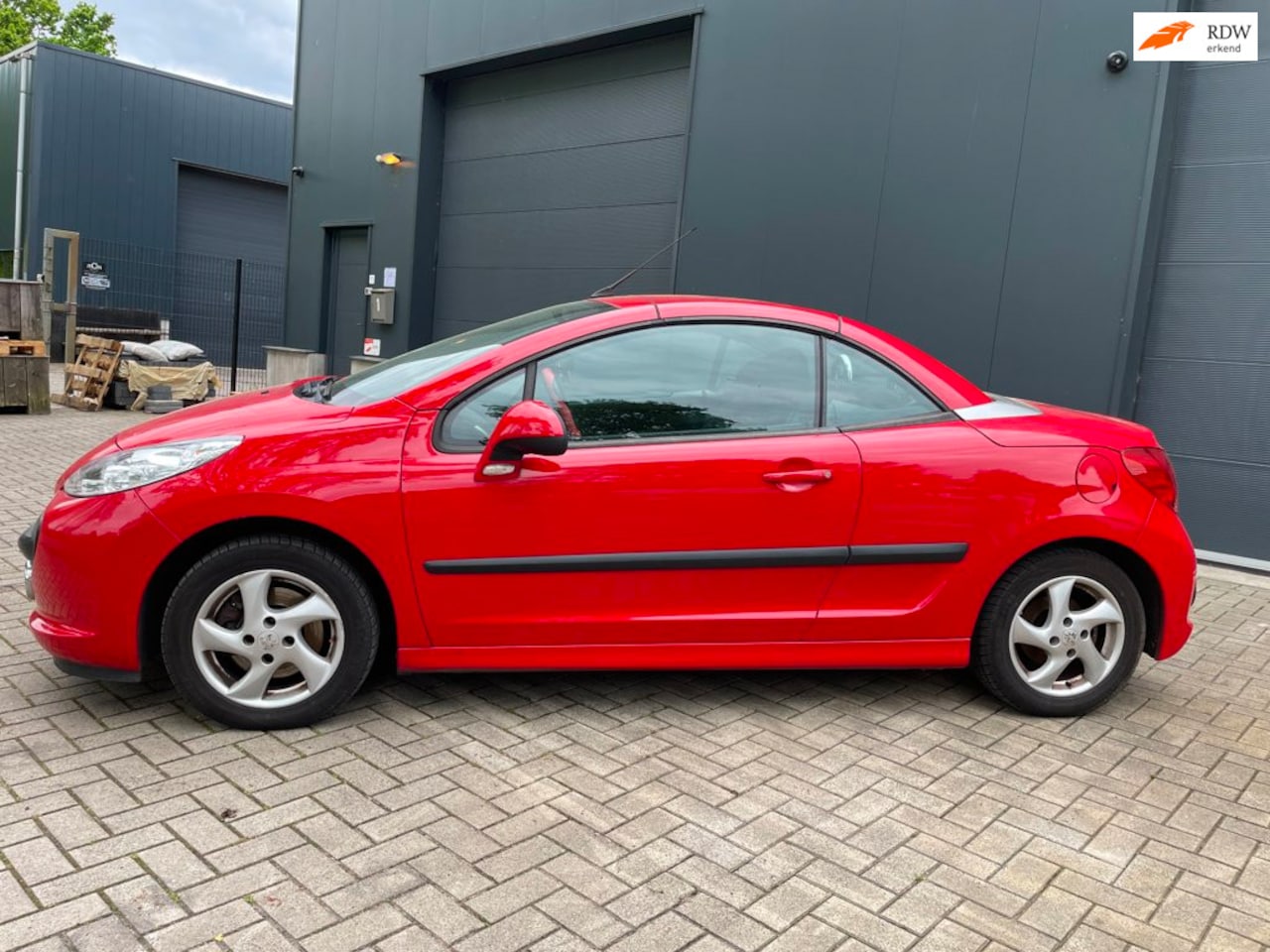 Peugeot 207 CC - 1.6 VTi zeer mooie inruil mogelijk - AutoWereld.nl