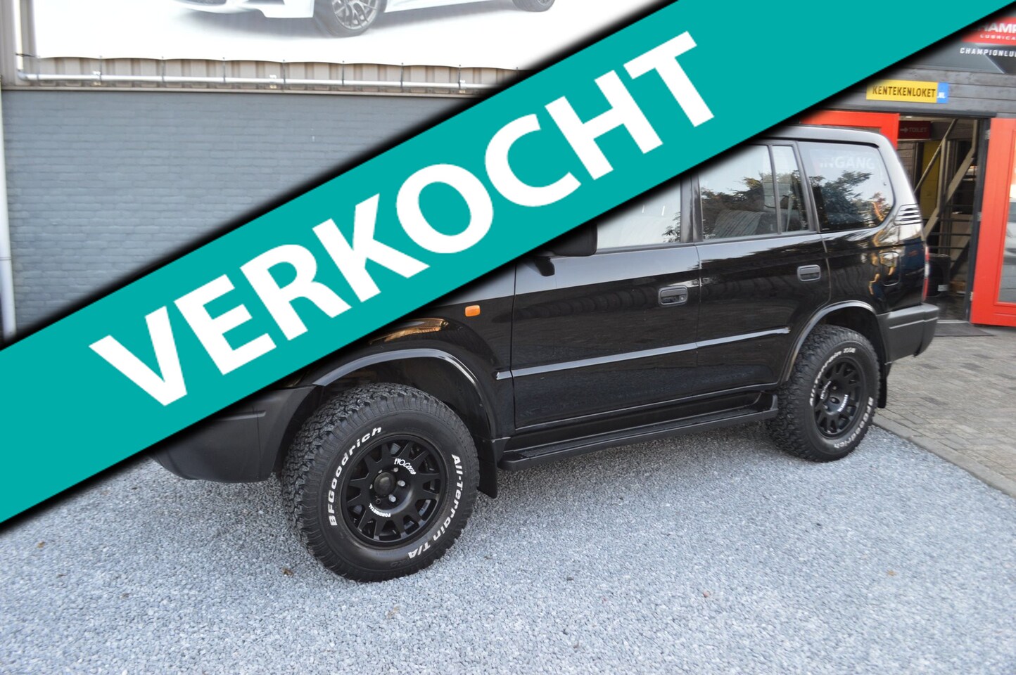 Toyota Land Cruiser 90 - 3.4i V6 4X4 Airco 7 Pers Trekhaak Youngtimer Apk - AutoWereld.nl