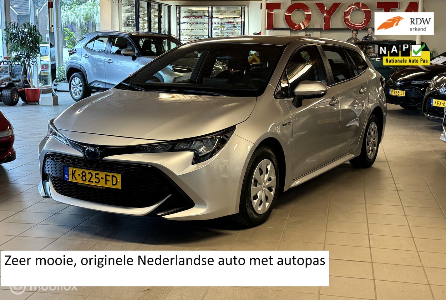 Toyota Corolla Touring Sports - 1.8 Hybride, Geen afleveringskosten - AutoWereld.nl