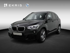 BMW X1 - sDrive20i High Executive | M Sportpakket | Achteruitrijcamera | Panoramadak | Driving Assi
