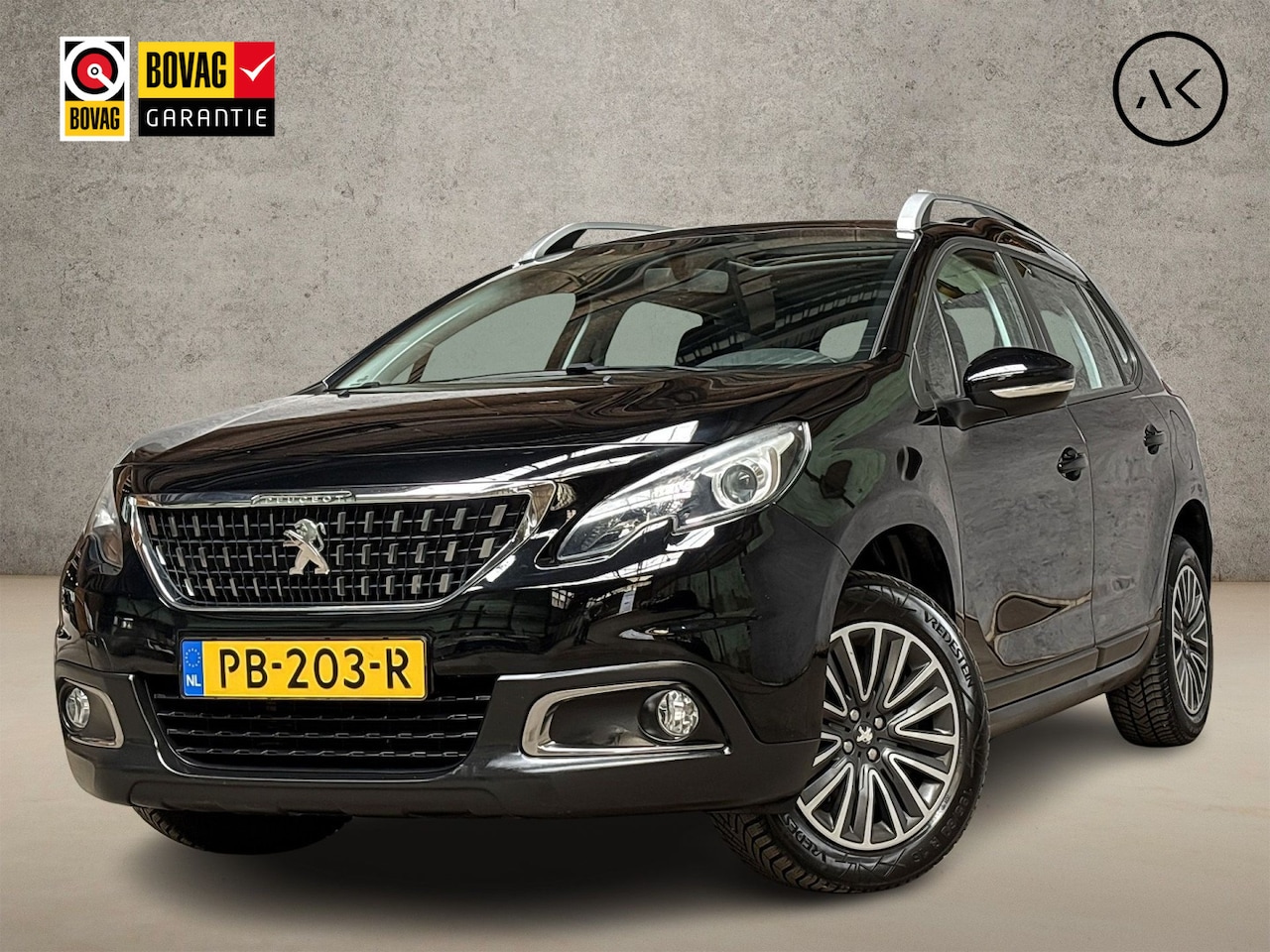 Peugeot 2008 - 1.2 PureTech Sport (PANORAMADAK, APPLE CARPLAY, NAVIGATIE, SPORTSTOELEN, PARKEERSENSOREN, - AutoWereld.nl