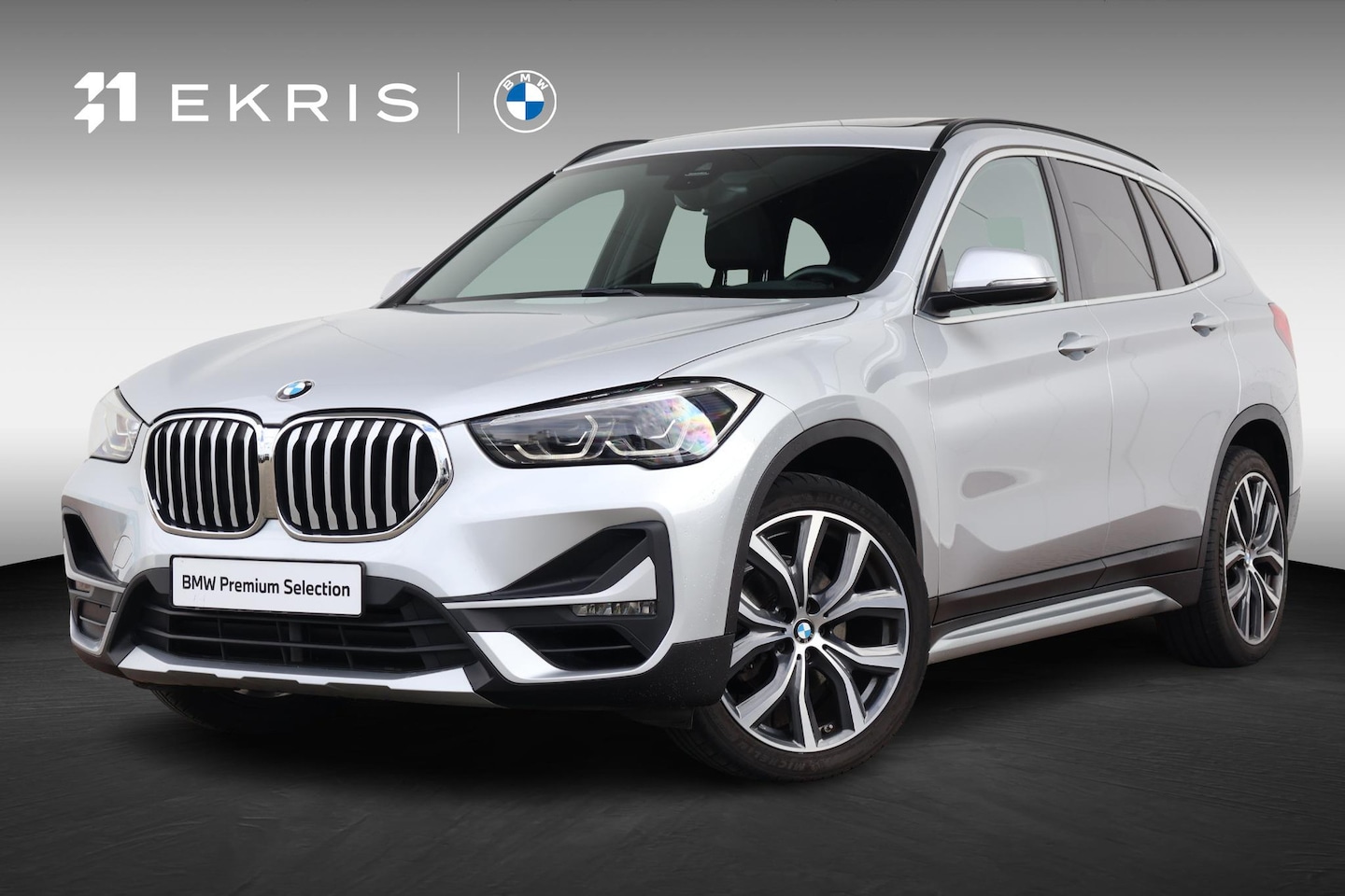 BMW X1 - sDrive18i Executive Edition Panoramadak/ Cruise Control/ Head-Up/ Getint Glas achter/ Elek - AutoWereld.nl