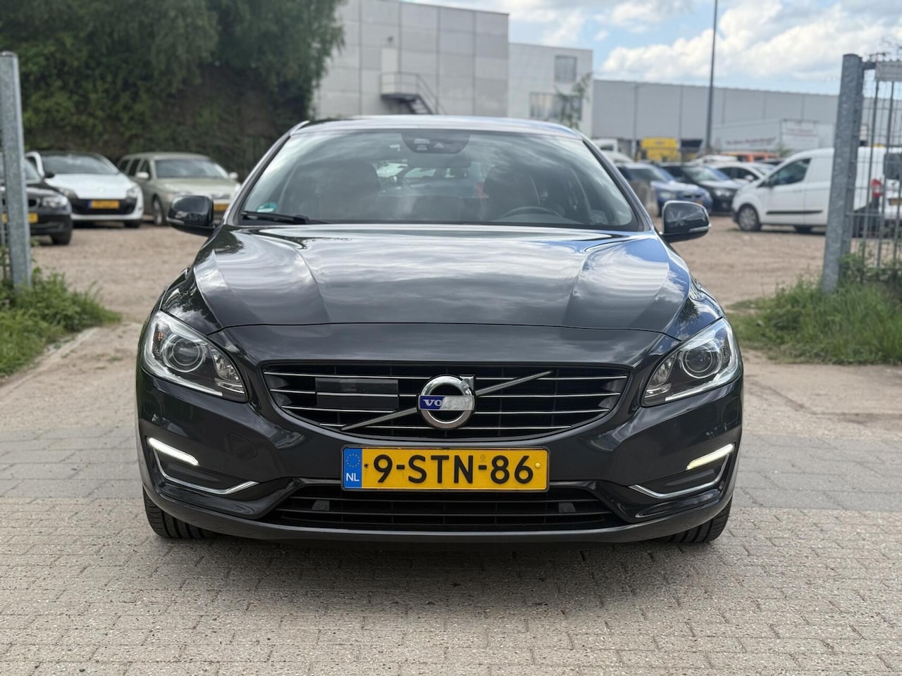 Volvo V60 - 2.4 D6 AWD Plug-In Hybrid Summum AUTOMAAT CRUISE - AutoWereld.nl
