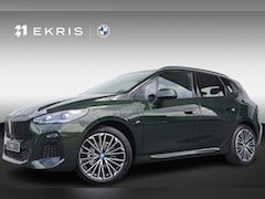 BMW 2-serie Active Tourer - 225e xDrive | M Sportpakket / Trekhaak / Driving Assistant Professional / Head-up / Rondom