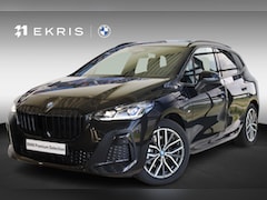 BMW 2-serie Active Tourer - 225e xDrive M Sportpakket Pro | Driving Assitant Plus | Panoramadak | Trekhaak