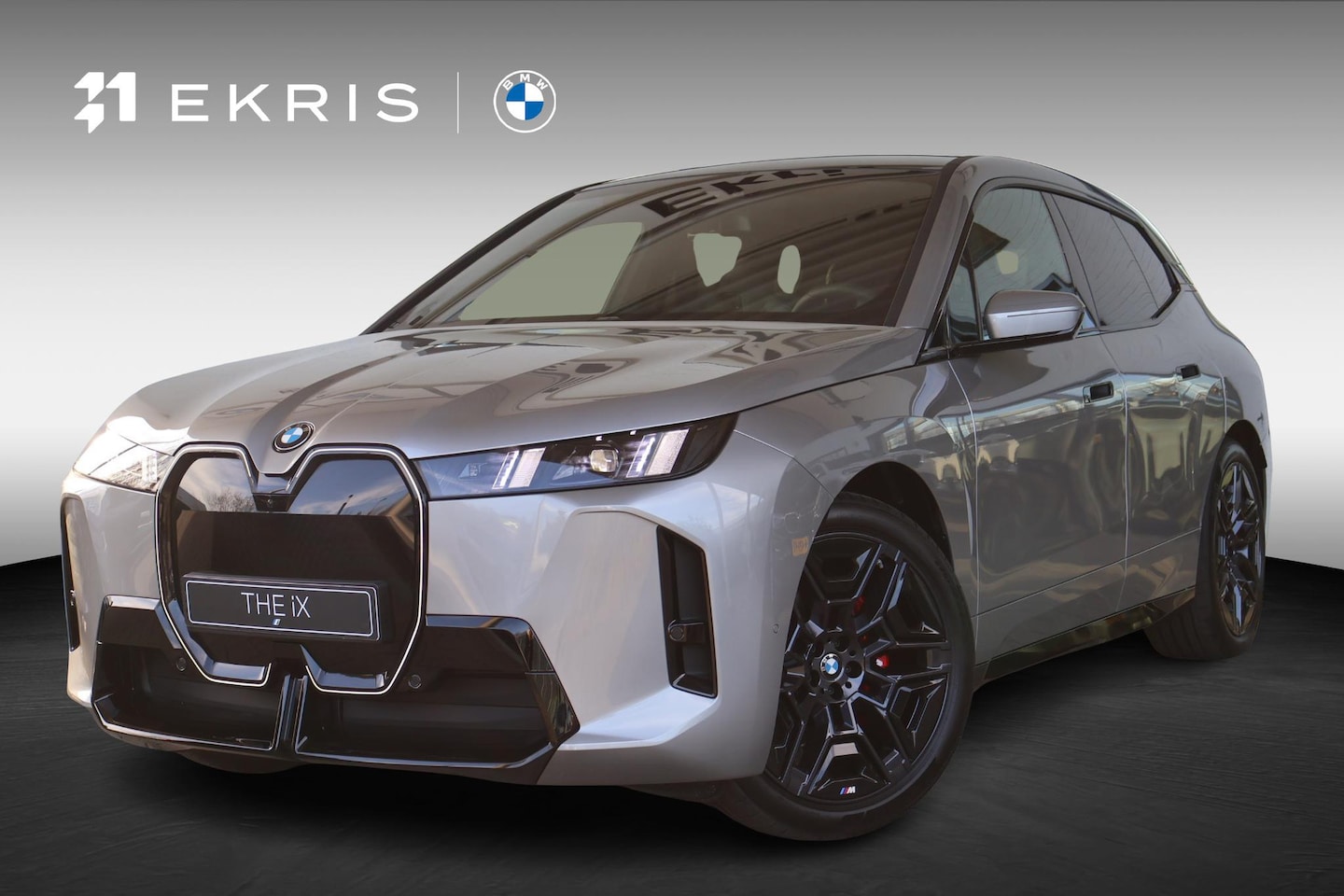 BMW iX - xDrive45 M Sportpakket Pro | Innovation Pack | Panoramadak Sky Lounge | Harman Kardon - AutoWereld.nl