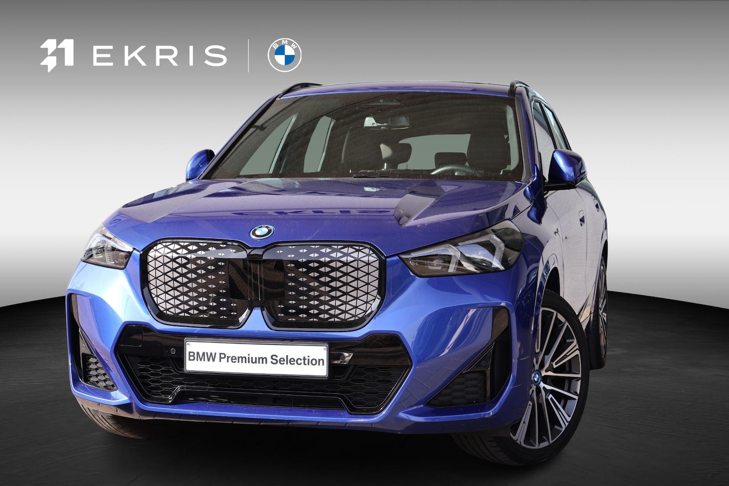 BMW iX1 - eDrive20 | M Sportpakket Pro | Panorama Dak | Stoelverwarming | Achteruitrijcamera | Lente - AutoWereld.nl