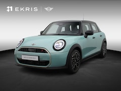 MINI Cooper S - 5-Deurs Favoured + Pakket S + Parking Assistant + Driving Assistant + Elektrisch verwarmde