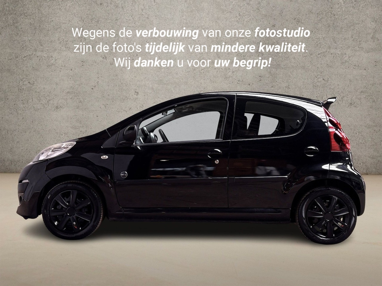 Peugeot 107 - 1.0 Sport (5 DEURS, NAP, AIRCO, TOERENTELLER, SPORTSTOELEN, BLUETOOTH, ELEK RAMEN, SPOILER - AutoWereld.nl