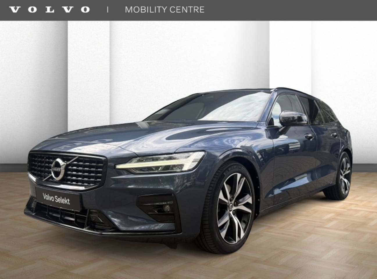 Volvo V60 - B3 R-Design | Elek. Schuif-/kanteldak | Memorystoelen | Trekhaak - AutoWereld.nl