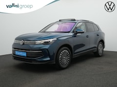 Volkswagen Tiguan - 1.5 eHybrid 204 pk Life | Panoramadak | Trekhaak | Adaptief onderstel | Head-up display |