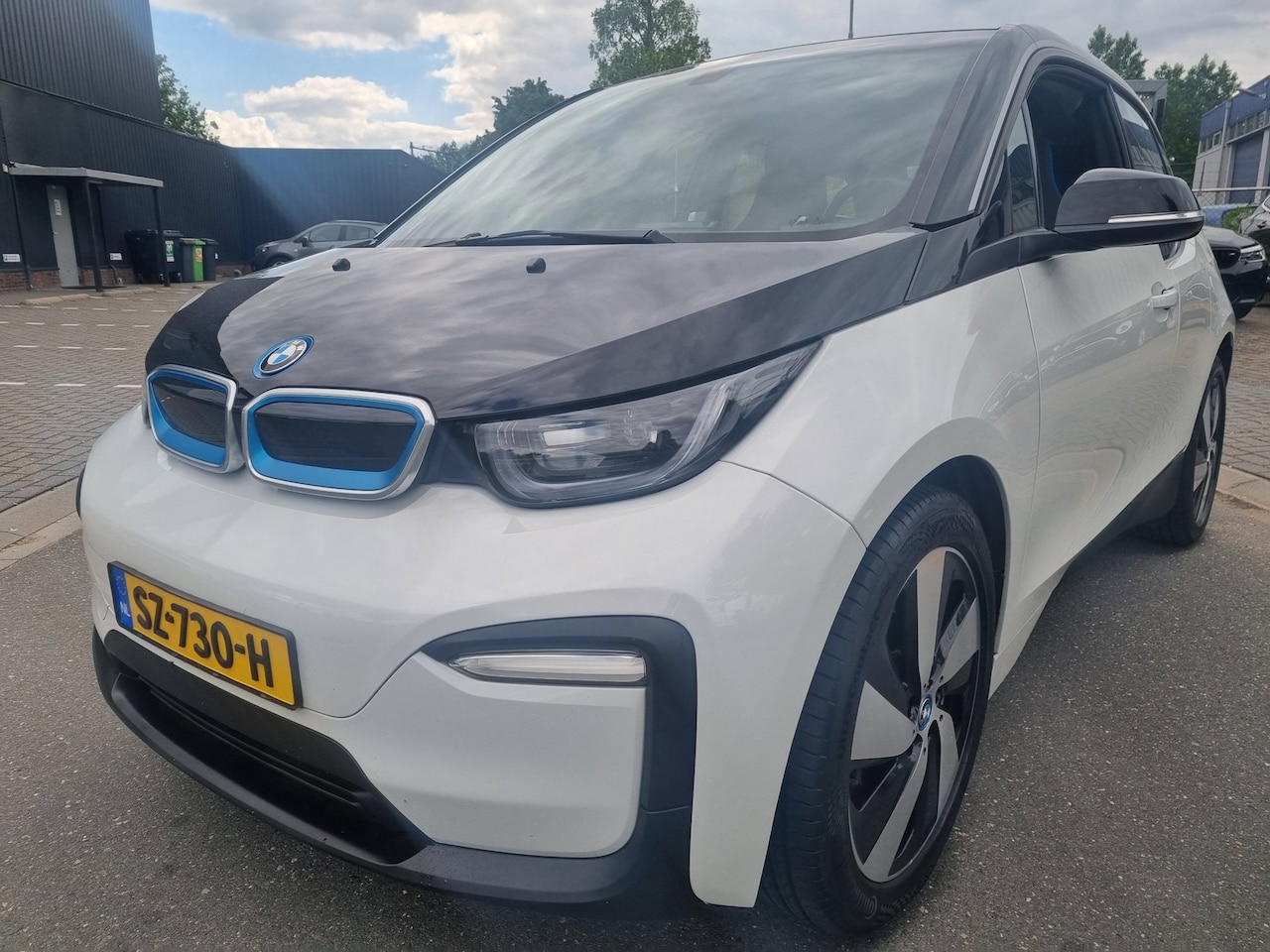 BMW i3 - Basis iPerformance 94Ah 33 kWh Nieuwstaat - AutoWereld.nl