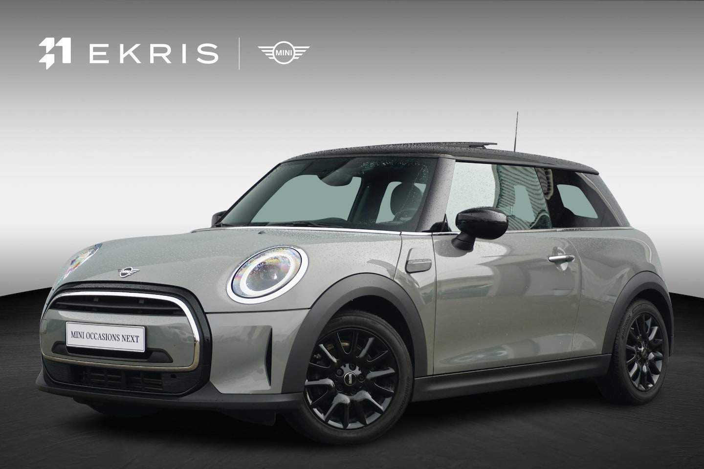 MINI Cooper - 3-deurs Essential Uitvoering | Panoramadak | Navigatie | Cruise Control | Led-Koplampen - AutoWereld.nl