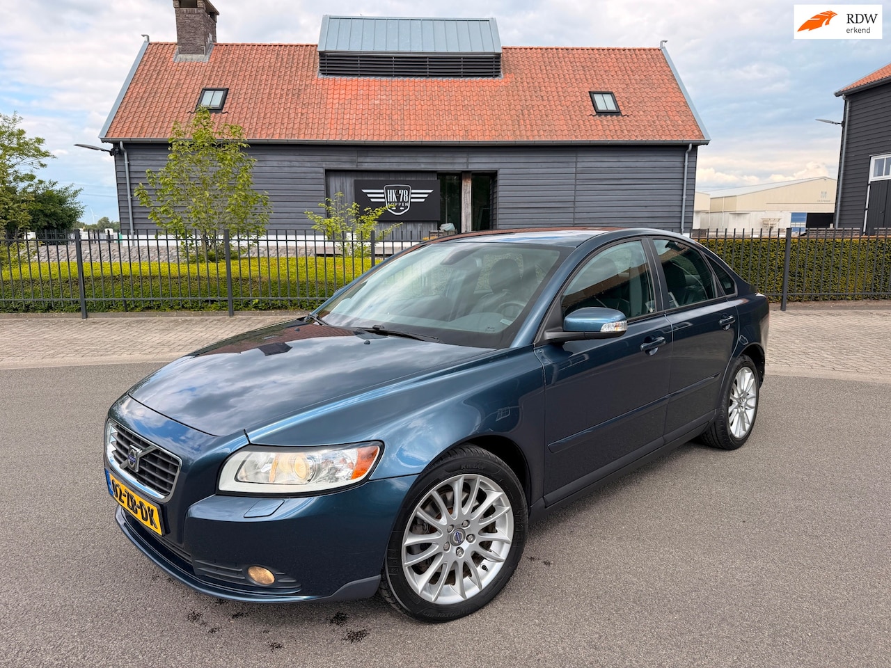 Volvo S40 - 2.4i Edition II AIRCO/ECC LEER TREKHAAK XENON PDV LM -VELGEN - AutoWereld.nl