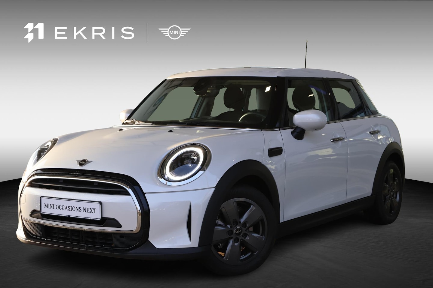 MINI Cooper - 5-Deurs | Cruise Control | Parkeersensor Achter | LED Koplampen | Lentevoordeel - AutoWereld.nl