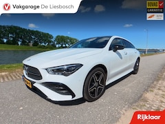 Mercedes-Benz CLA-klasse Shooting Brake - 250 e AMG Line Panorama-dak/ led verlichting / Burmester / Ambient verlichting