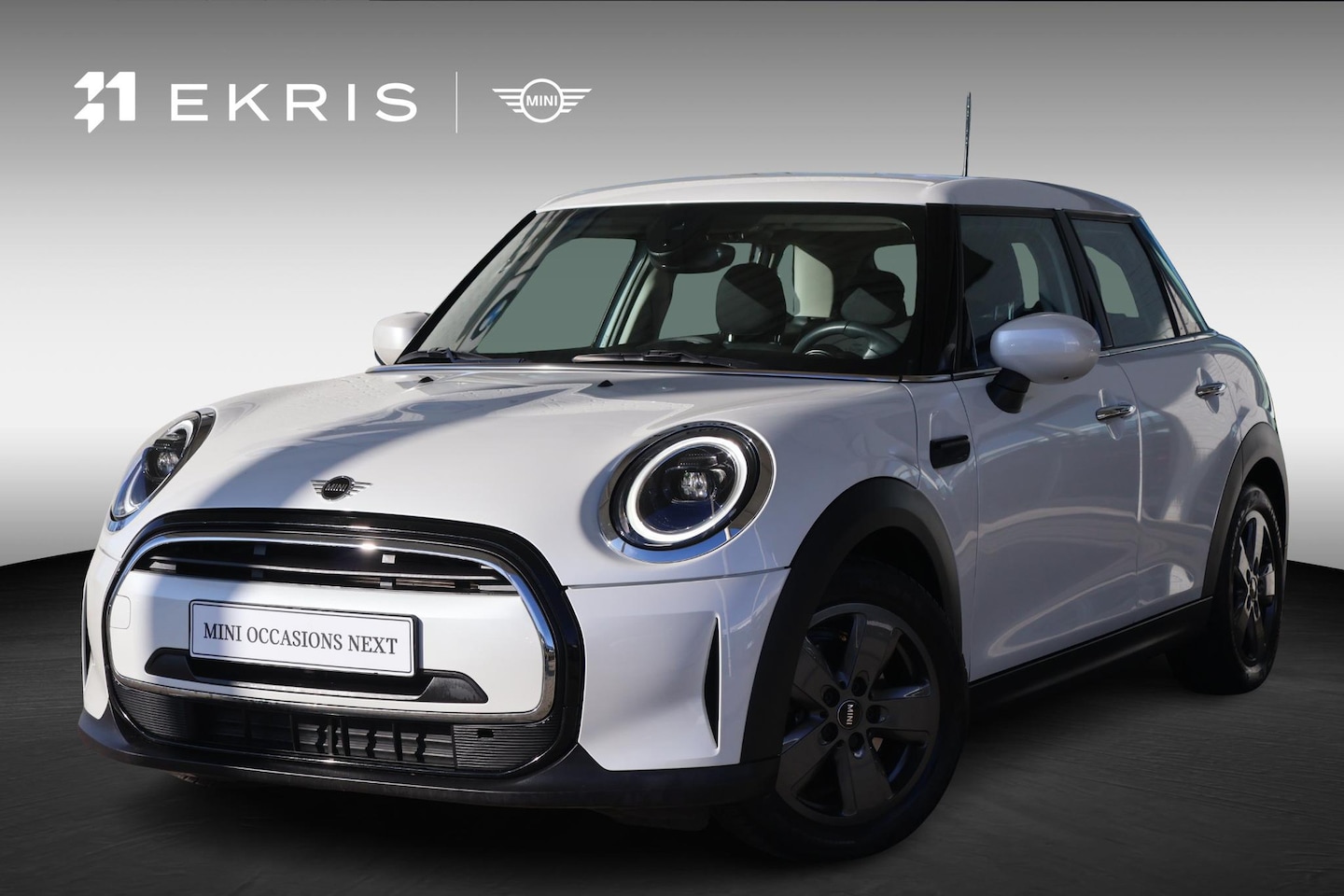 MINI Cooper - 5-deurs 1.5 Classic | Cruise Control | Parkeersensor Achter | LED Koplampen | Lentevoordee - AutoWereld.nl