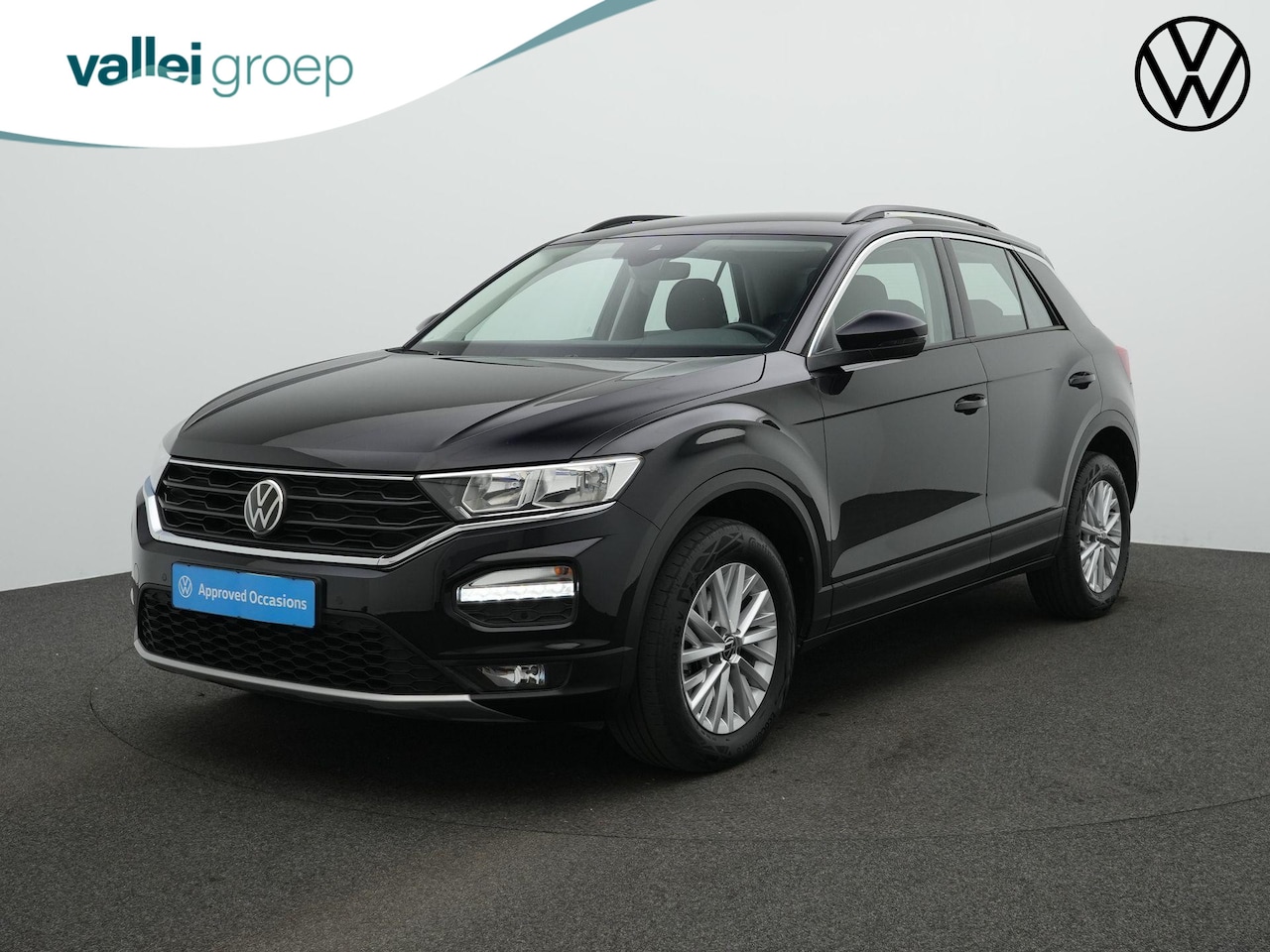 Volkswagen T-Roc - 1.0 TSI 110 pk Style | Trekhaak | Navigatie | Adaptive Cruise | Parkeersensoren voor/achte - AutoWereld.nl
