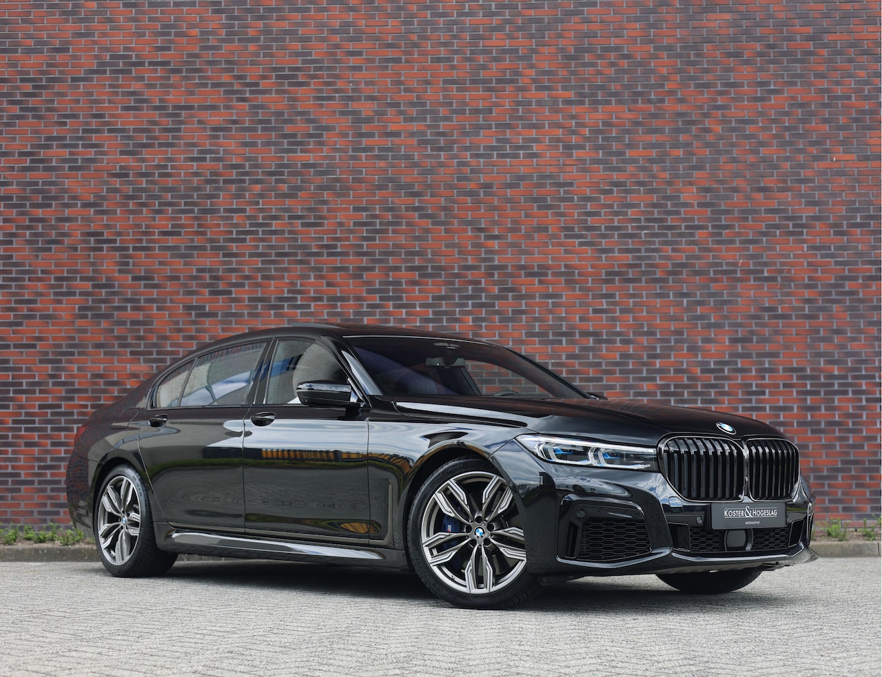 BMW 7-serie - M760Li xDrive | Skylounge - M Driver's Pack - HUD - AutoWereld.nl