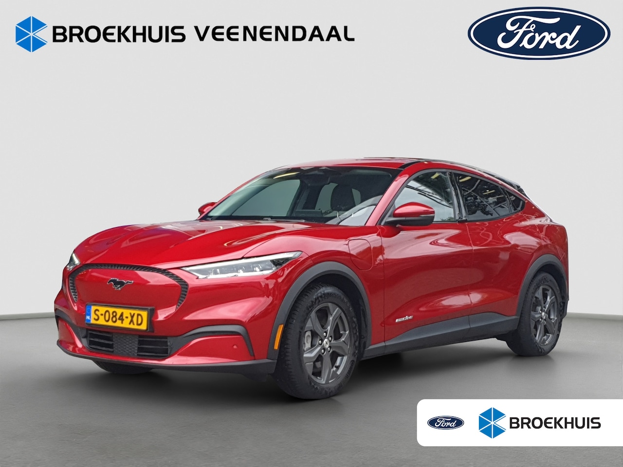 Ford Mustang Mach-E - RWD 75 kWh | NL-AUTO! | 1E EIGENAAR! | ADAPTIVE CRUISE | WINTERPACK | CAMERA | LEDER | PAR - AutoWereld.nl