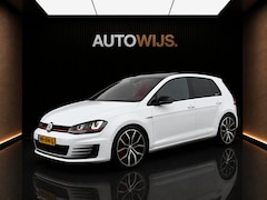 Volkswagen Golf - 2.0 TSI GTI Performance|AUT|LEDER|PANO|DYNAUDIO|CAMERA