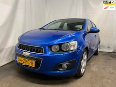 Chevrolet Aveo - 1.4 LTZ SCHADEAUTO