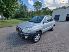 Kia Sportage - 2.0 CVVT Comfort AIRCO PARKEERSENSOR ACHTER NIEUWE APK/HALFLEDER