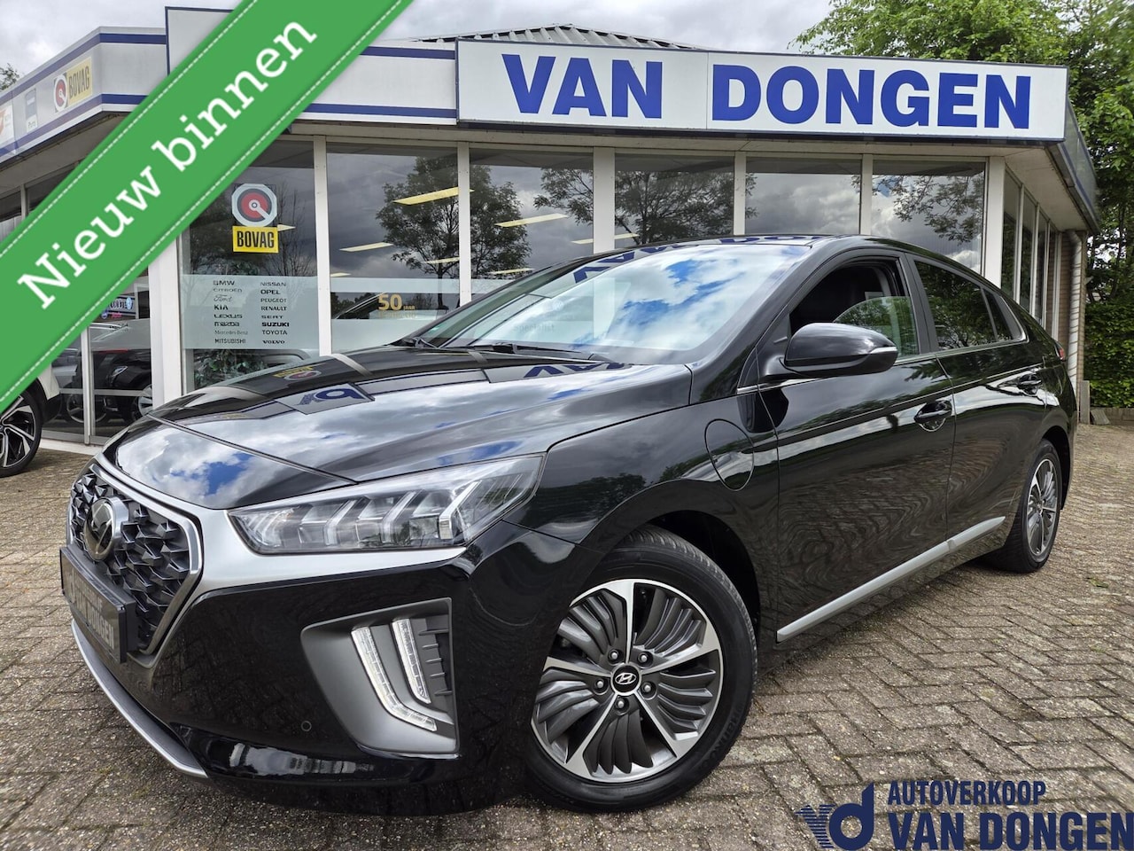 Hyundai IONIQ - 1.6 GDi PHEV Premium | Plug-In | Full Option / Leder - AutoWereld.nl