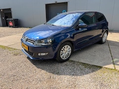 Volkswagen Polo - 1.2 Easyline met airco en stoelverwarming