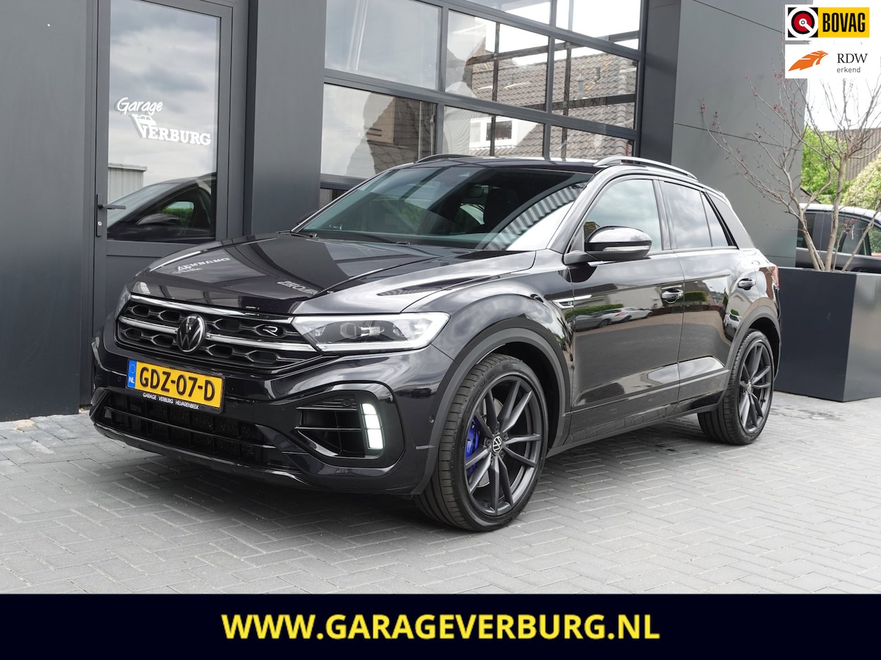 Volkswagen T-Roc - 2.0 TSI 4Motion R| AWD | 300 Pk (Akrapovic,Camera,Panoramadak,Leder,Virtualcockpit,Stoel+S - AutoWereld.nl