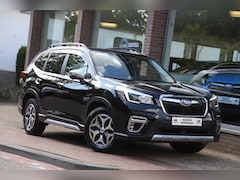 Subaru Forester - 2.0i e-BOXER AWD Luxury Navi Carplay Camera LED
