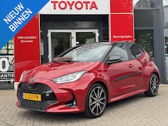Toyota Yaris - 1.5 Hybrid GR Sport PANORAMA DAK 18 INCH LICHT METALEN VELGEN STOEL/STUUR VERWARMING HEAD