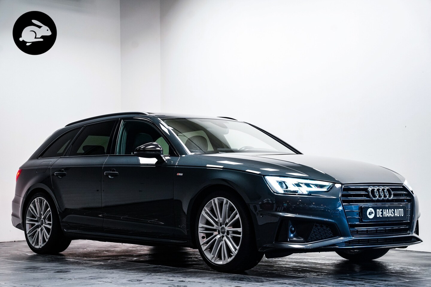 Audi A4 Avant - 40 TFSI Sport S line|Panodak|Leder|Trekhaak - AutoWereld.nl