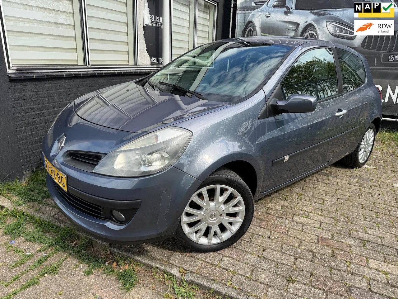 Renault Clio - 1.4-16V Dynamique Luxe Airco Nw APK - AutoWereld.nl