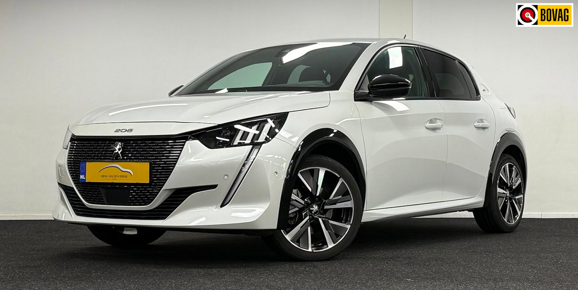 Peugeot 208 - 1.2 PureTech GT Pack*Trekhaak*DigitalDisplay*Navi*Camera*Cruiscontrol* - AutoWereld.nl