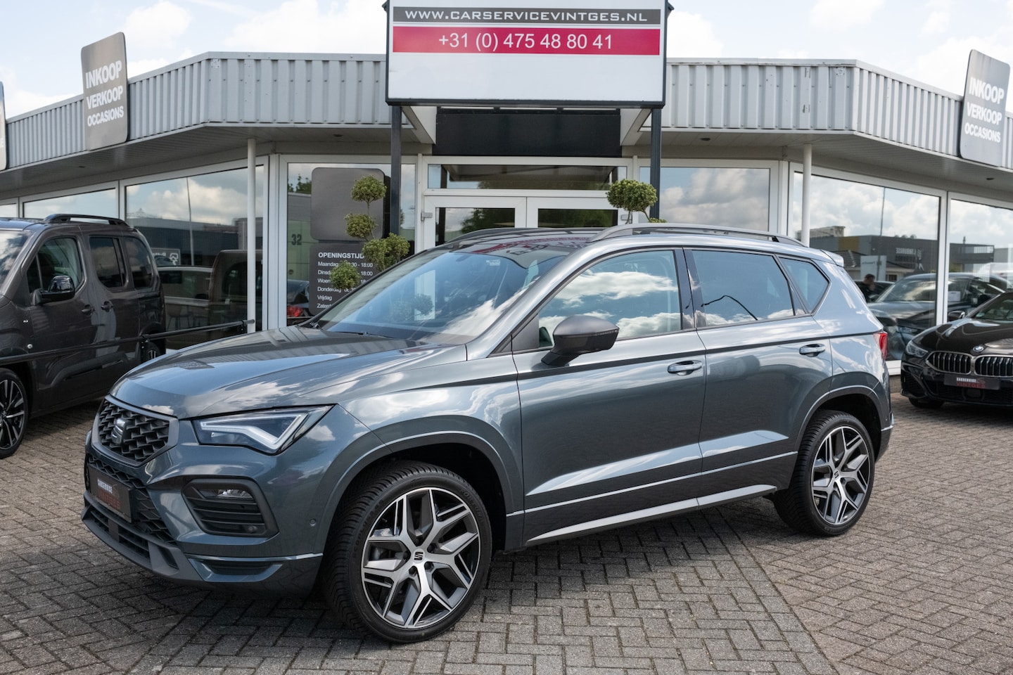 SEAT Ateca - 1.5 TSI FR Business Intense 19inch,LED,Virtual Cockpit,Memory - AutoWereld.nl
