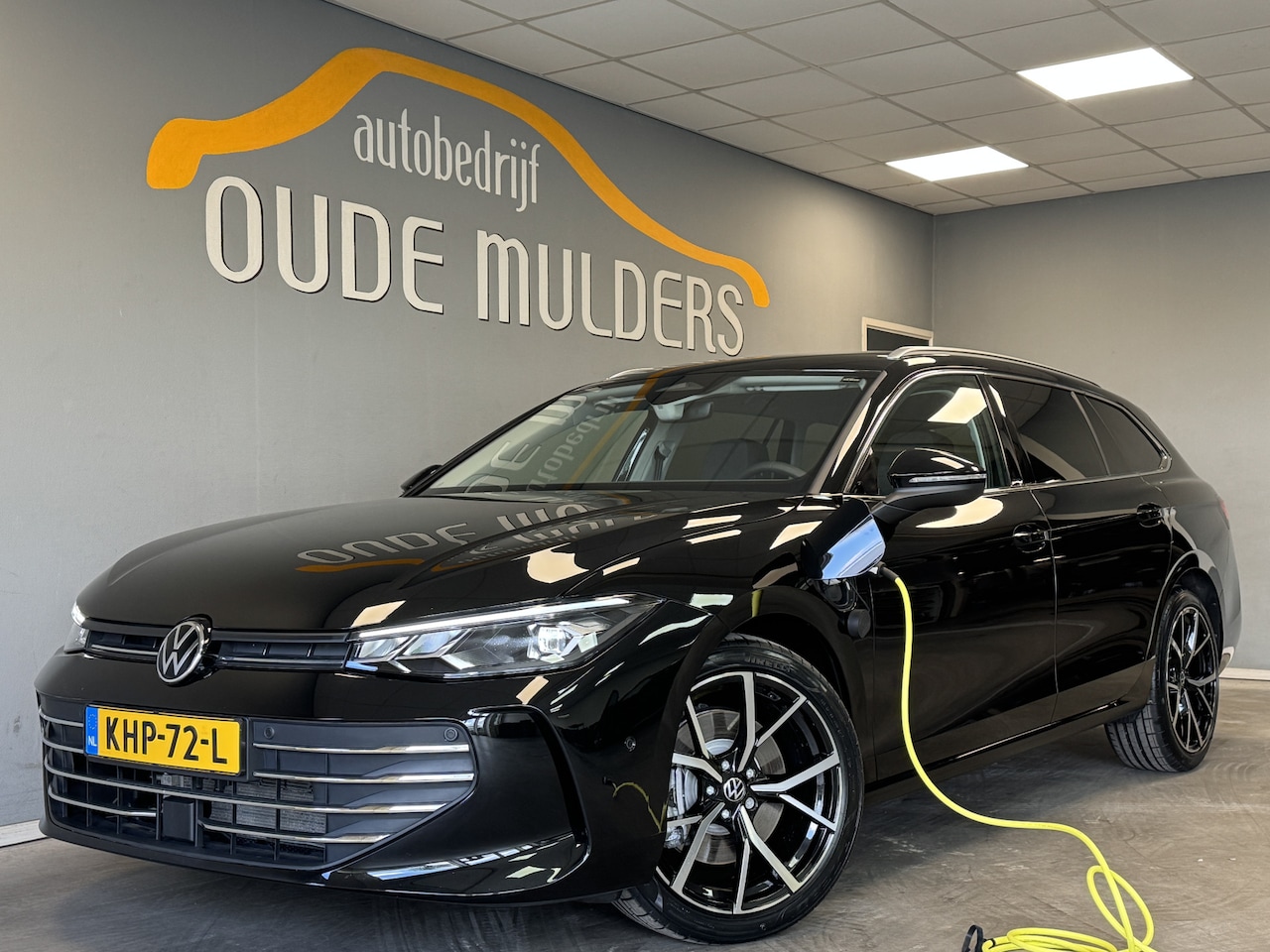 Volkswagen Passat Variant - 1.5 eHybrid Massage/ACC/Carplay/Trekhaak/Stoelverwarming - AutoWereld.nl