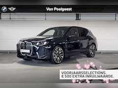 BMW iX - xDrive45 101 kWh | Selections | Trekhaak met elektrisch wegklapbare kogel | Selections 500