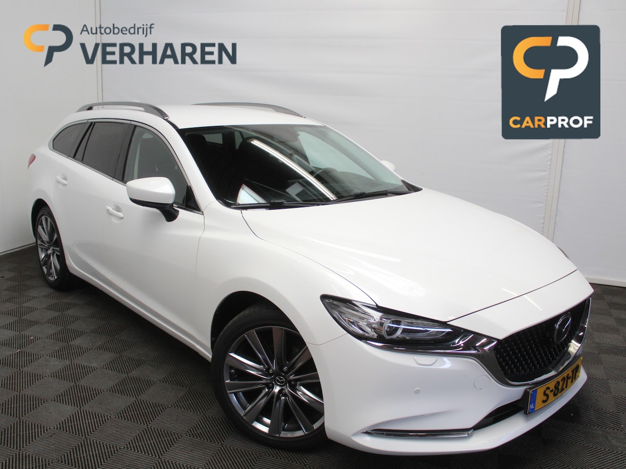 Mazda 6 Sportbreak - 2.0 SkyActiv-G 165 Luxury CLIMATE | CARPLAY | LMV19 | AFNBTRHAAK | STOEL/STUURVERW | HEAD- - AutoWereld.nl