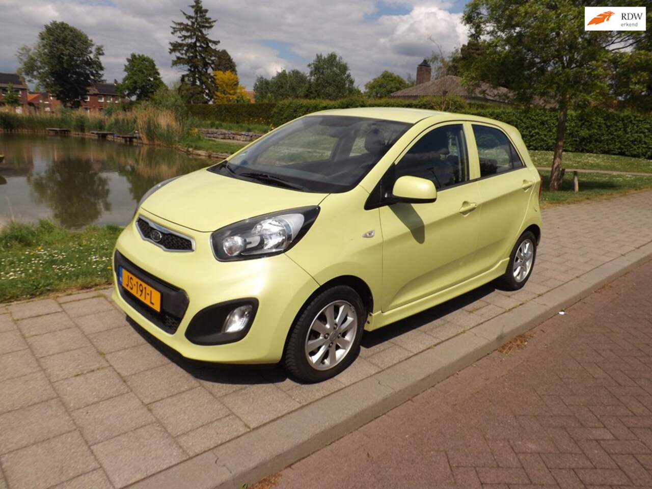 Kia Picanto - 1.0 CVVT Comfort Pack 1.0 CVVT Comfort Pack - AutoWereld.nl